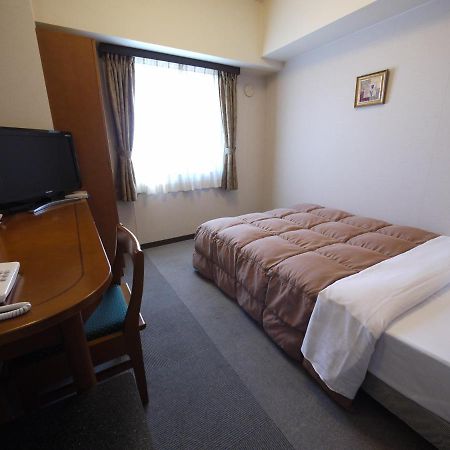 Hotel Route-Inn Matsusaka Ekihigashi Esterno foto