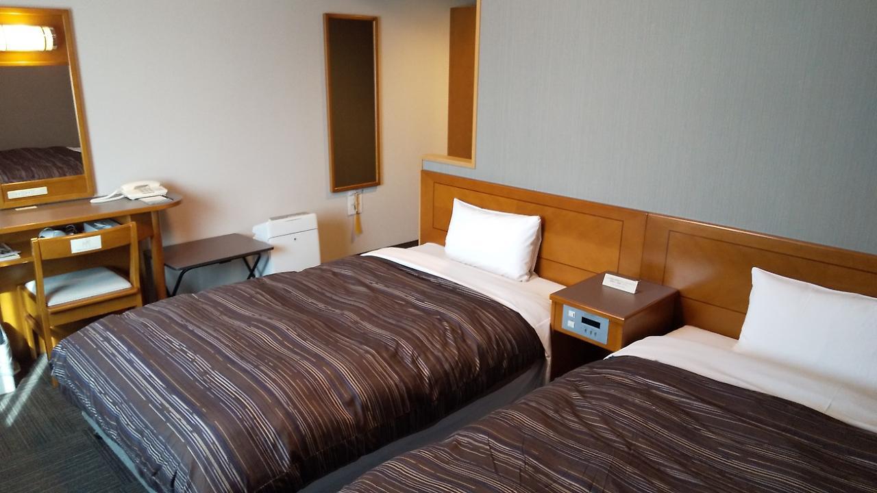 Hotel Route-Inn Matsusaka Ekihigashi Esterno foto